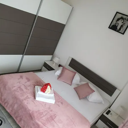 Apartment Anya *